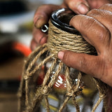 Rustieke Glazen Vaas met Jute Koord – Decoratief en Tijdloos voor je Interieur