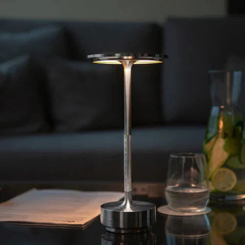 Draadloze USB Oplaadbare Design Tafellamp - GlowBeam