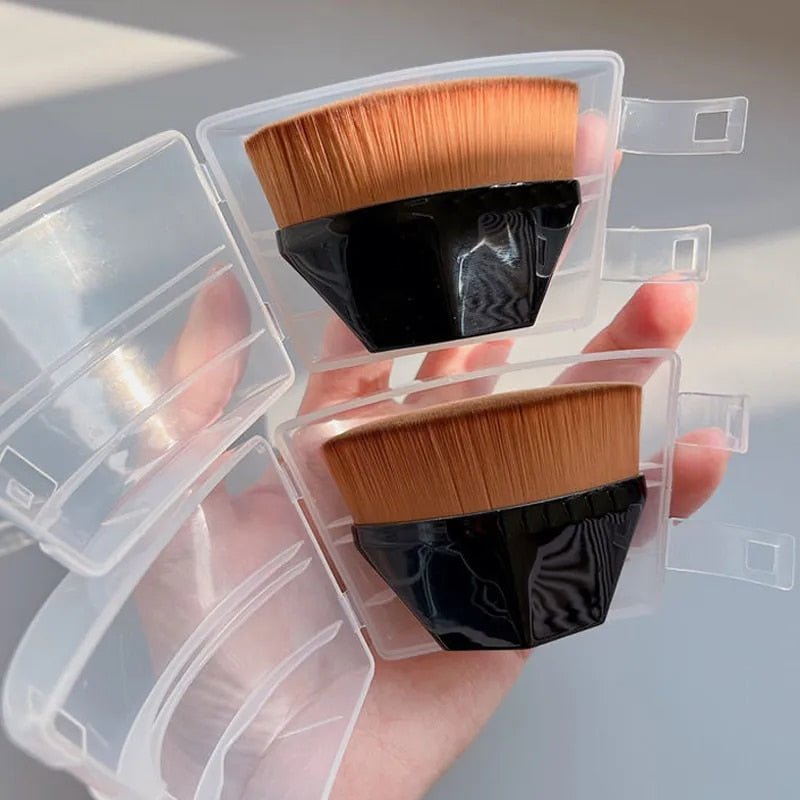 BeautyBrush | Krijg de kunst van een vlekkeloze foundation onder de knie met deze kwast!