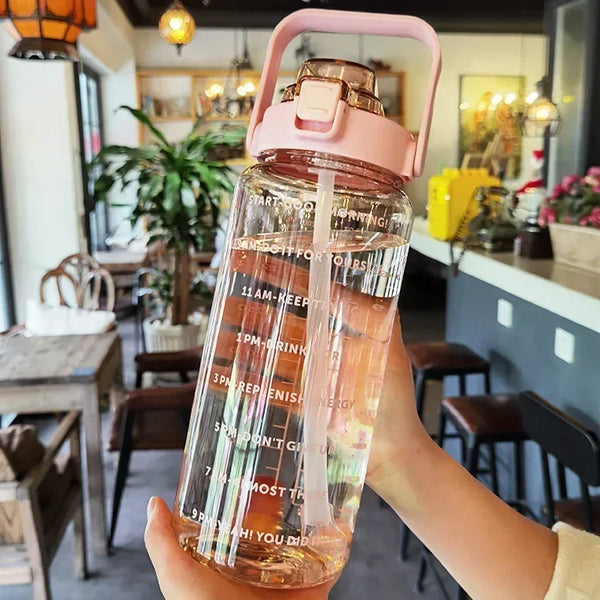 2L DRAAGBARE WATERFLES MET RIESTRAAL EN TIJDMARKERING VOOR SPORT & FITNESS
