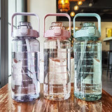 2L DRAAGBARE WATERFLES MET RIESTRAAL EN TIJDMARKERING VOOR SPORT & FITNESS