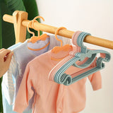 Duurzame Kleerhangers voor Kinderen - Schattig Strikontwerp, Lichtgewicht en Ruimtebesparend