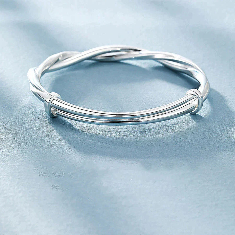 Gedraaide Zilveren Armband - Elegant en Verstelbaar Ontwerp