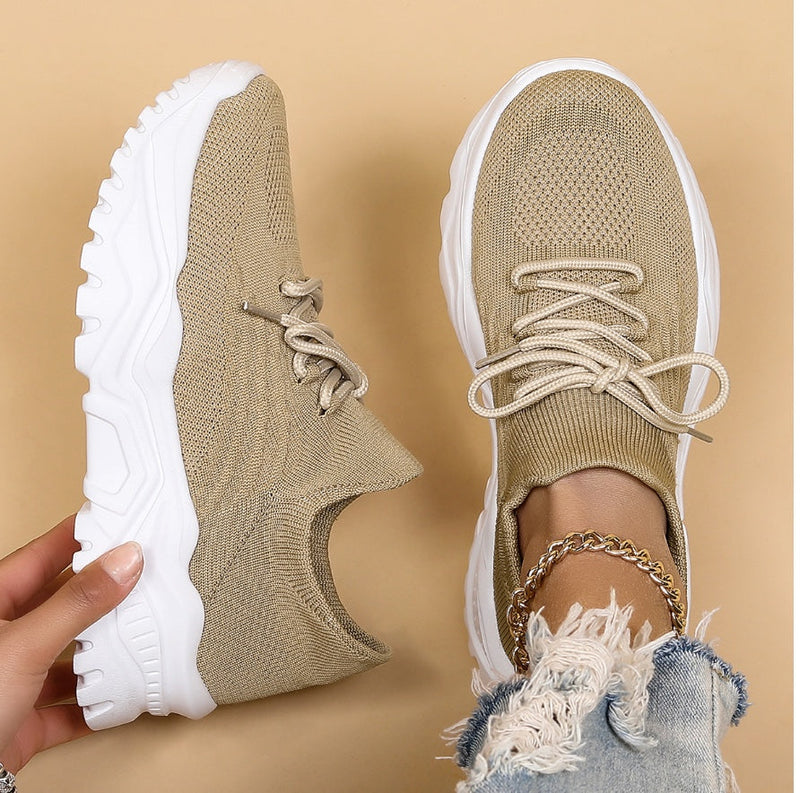 Femke | Trendy Orthopedische Sneaker | Comfortabele Dames Sneakers Geheugenschuim Zool | Voetboogondersteuning & Schokabsorptie | Ideaal voor Wandelen & Dagelijks Gebruik | Superieure Grip | Maten 36-42 | Wit Zwart Beige Roze