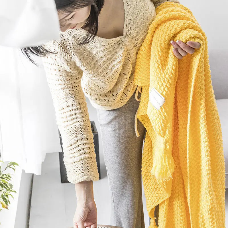 Gebreide Woldeken met Kwasten - NordicCozy
