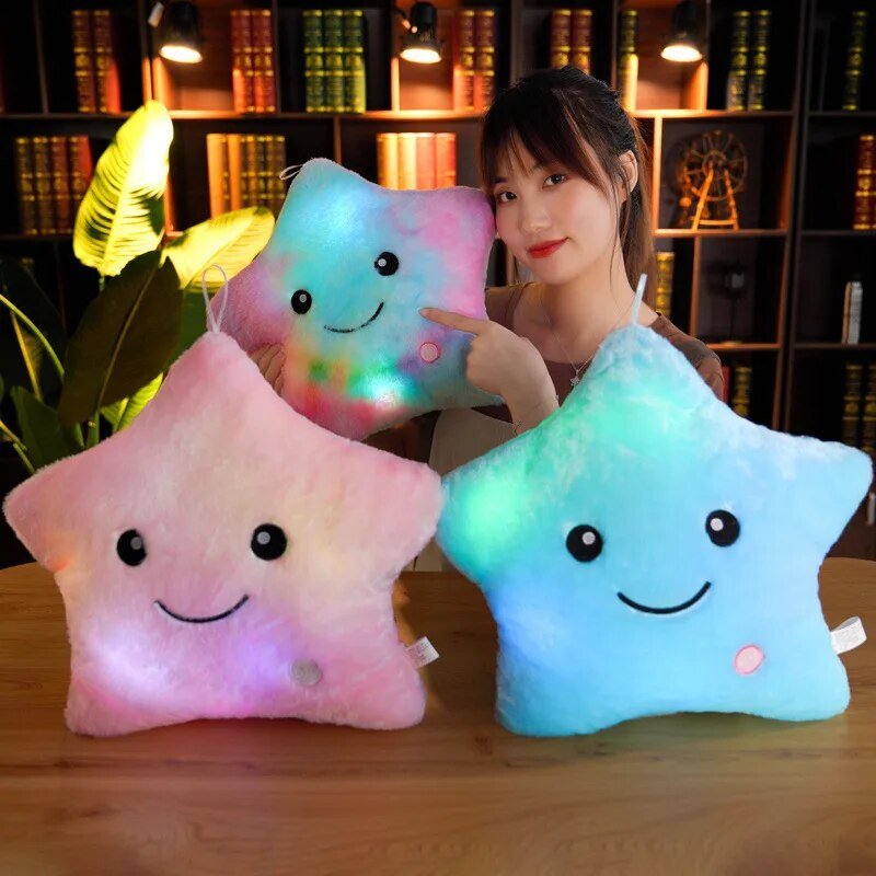 StarryCuddle | Duik in een knus gelukzalig gevoel met een zachte lichtgevende knuffel!
