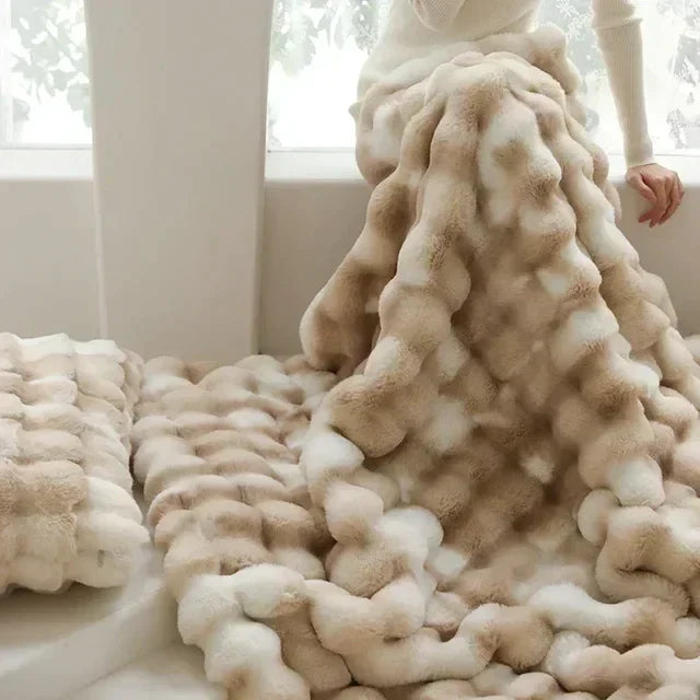 Draagbare Knuffeldeken van Kunstbont - VeluLuxe