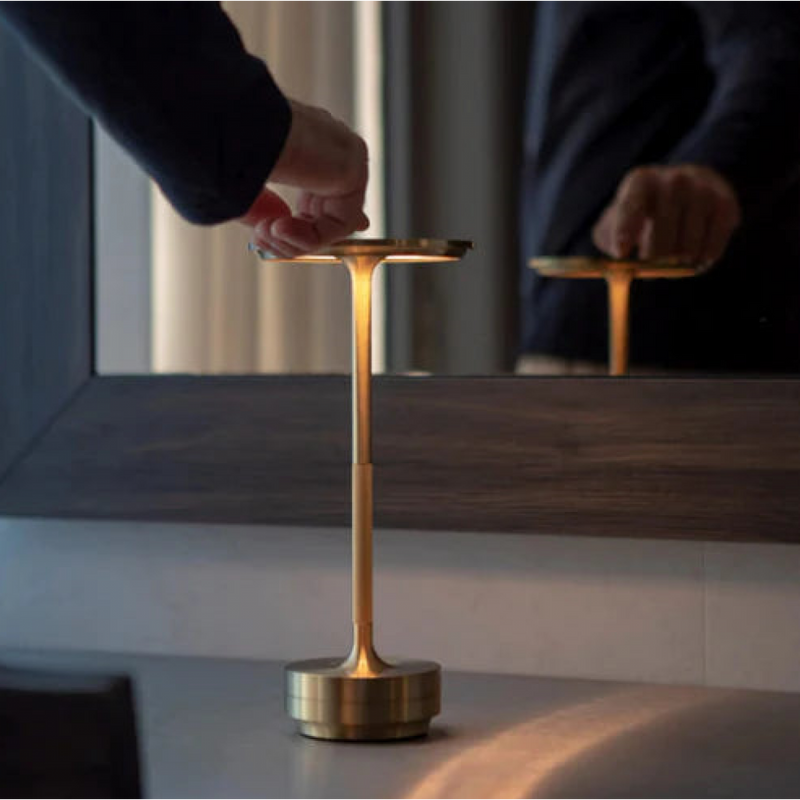 ClarityGlow Luxe Editie | Draadloze LED Tafellamp