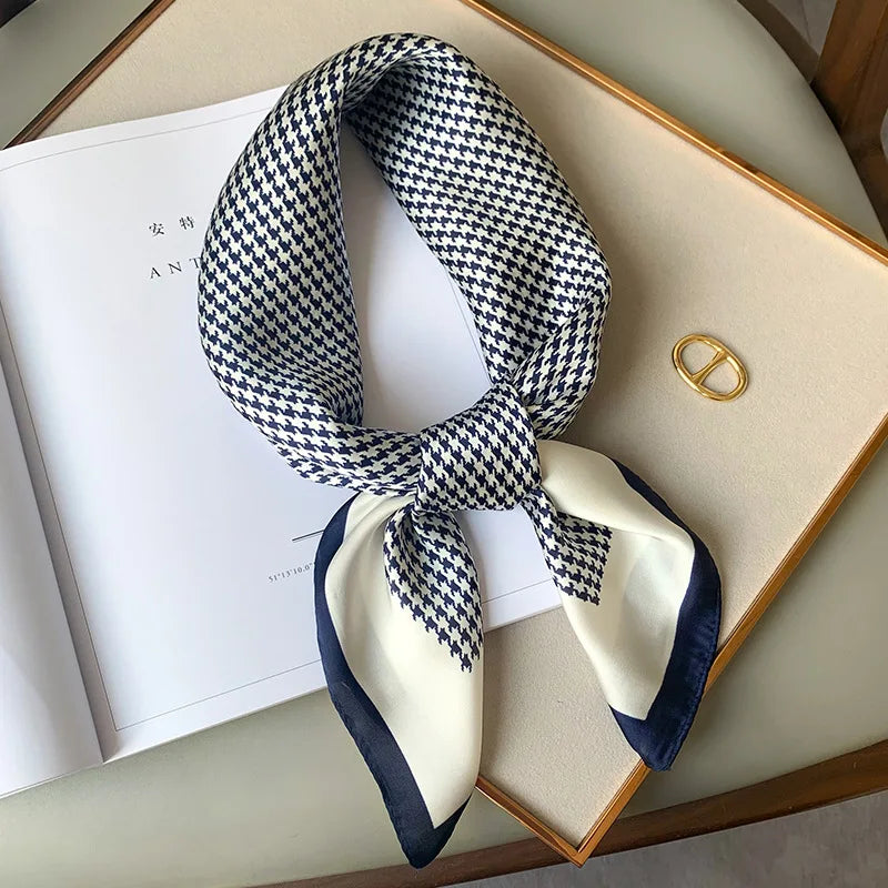 Faiha Zijde Sjaal | Luxe & Elegantie | Ruitenpatroon
