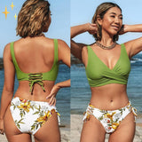 Alida Bikini Set met gebloemd onderstuk en wikkeltop met banden voor een heerlijk gevoel onder de zon