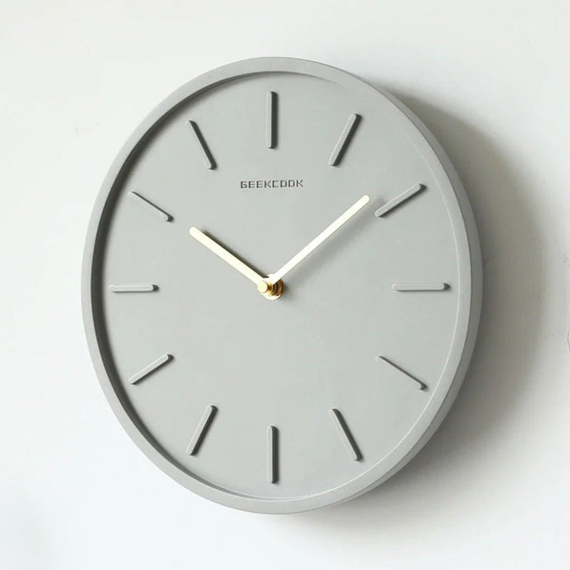 Cement Wandklok met Metalen Pendel - Tundra