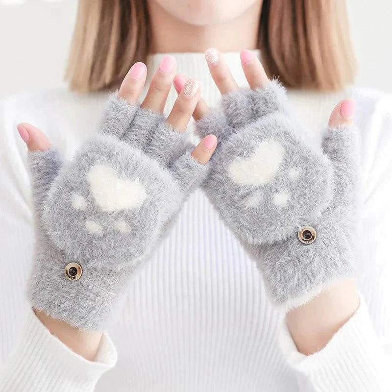 Purrfect Mitts | Elevate your winter look with plush sophistication!