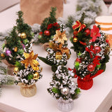 Festive Grove | Koester het seizoen met een trio van kerstbomen!