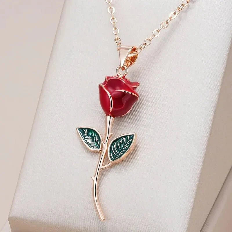 Rosebud | Straal gratie uit met deze betoverende ketting!