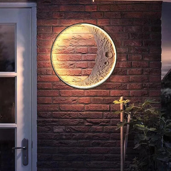 Buitenmaanlicht – Waterdichte LED Wandlamp met Maangeïnspireerd Ontwerp